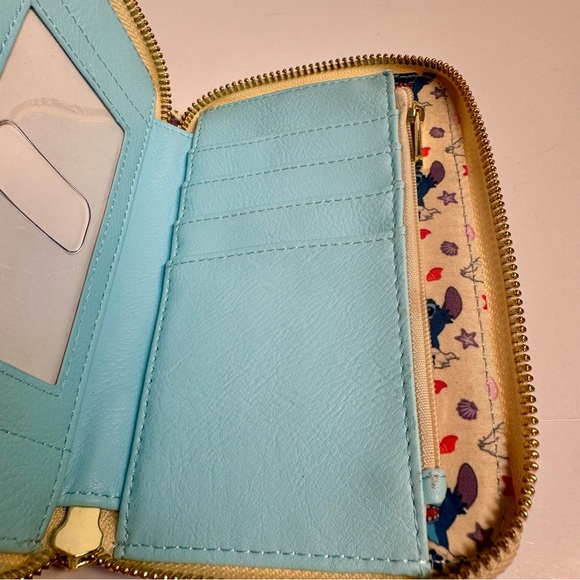 NWT. Disney Loungefly Lilo & Stitch Scrump Beach Scene Zip Around Wallet - Picture 16 of 16